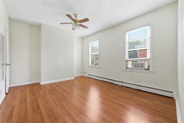 316 Broadway Ave, Mckees Rocks, PA 15136