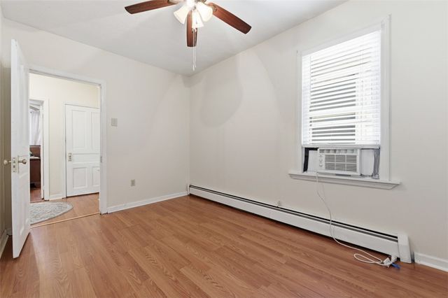 316 Broadway Ave, Mckees Rocks, PA 15136