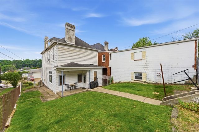 316 Broadway Ave, Mckees Rocks, PA 15136