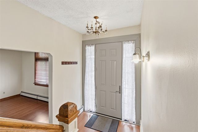 316 Broadway Ave, Mckees Rocks, PA 15136