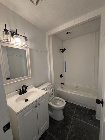 6929 13th AVENUE, Kenosha, WI 53143