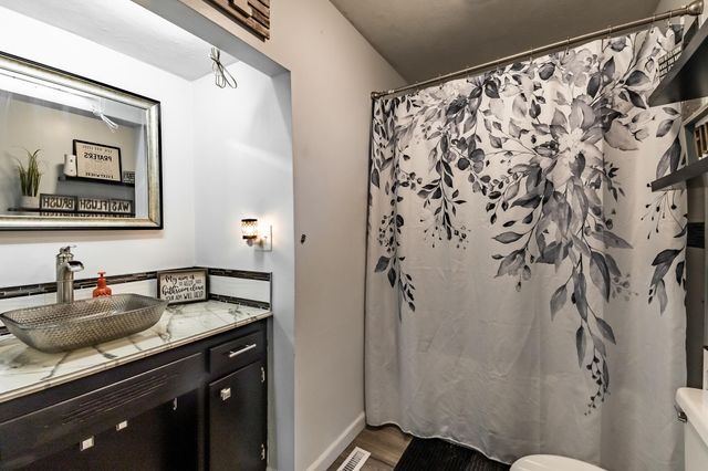 353 Durington Road, Buffalo, MO 65622