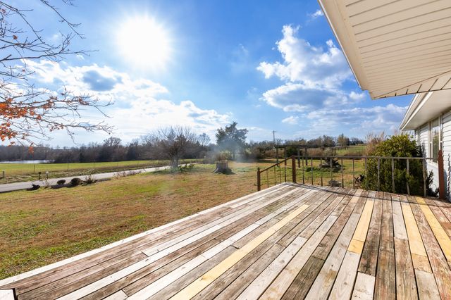 353 Durington Road, Buffalo, MO 65622