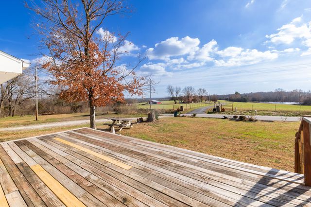 353 Durington Road, Buffalo, MO 65622