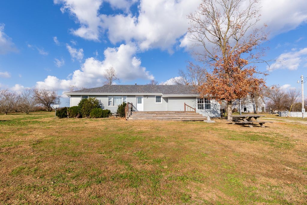 353 Durington Road, Buffalo, MO 65622