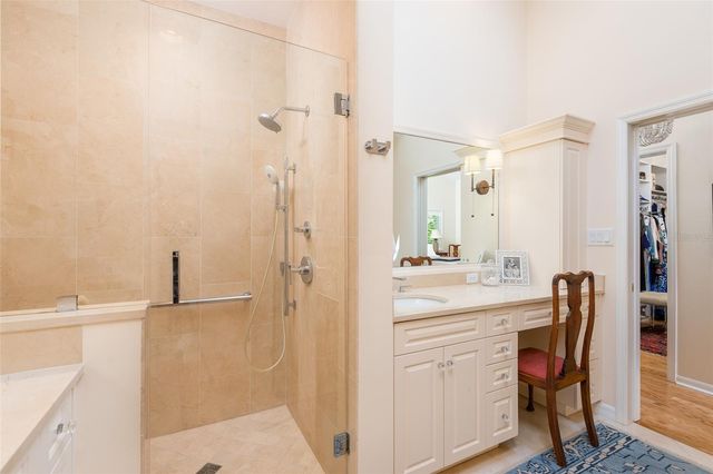 4907 PILGRIMS PATH WAY, Tampa, FL 33611