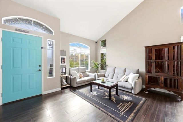 39513 Tangletree Way, Murrieta, CA 92563
