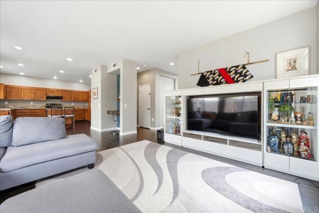 39513 Tangletree Way, Murrieta, CA 92563