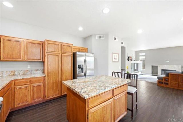 39513 Tangletree Way, Murrieta, CA 92563