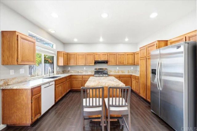 39513 Tangletree Way, Murrieta, CA 92563