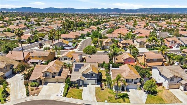 39513 Tangletree Way, Murrieta, CA 92563