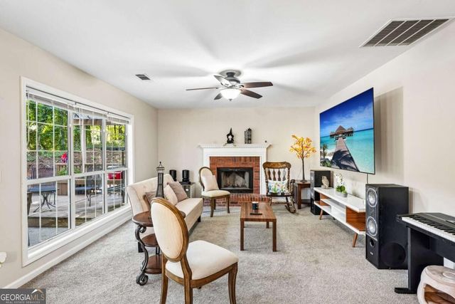 206 Five Iron Court NW, Kennesaw, GA 30144