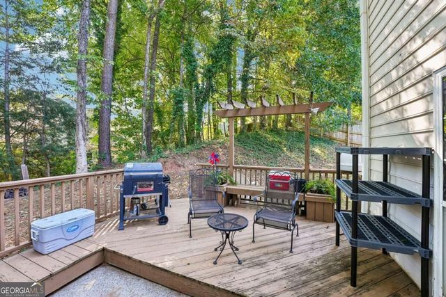 206 Five Iron Court NW, Kennesaw, GA 30144