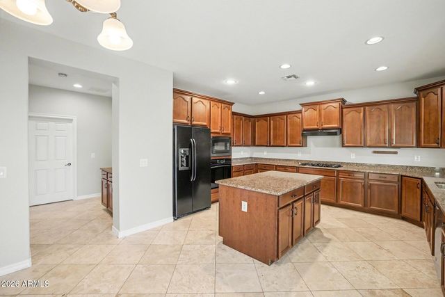 700 W POWELL Way, Chandler, AZ 85248