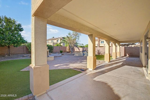 700 W POWELL Way, Chandler, AZ 85248