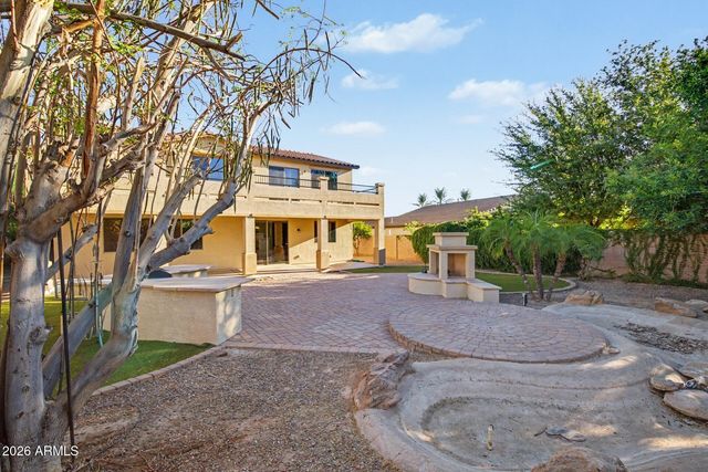 700 W POWELL Way, Chandler, AZ 85248