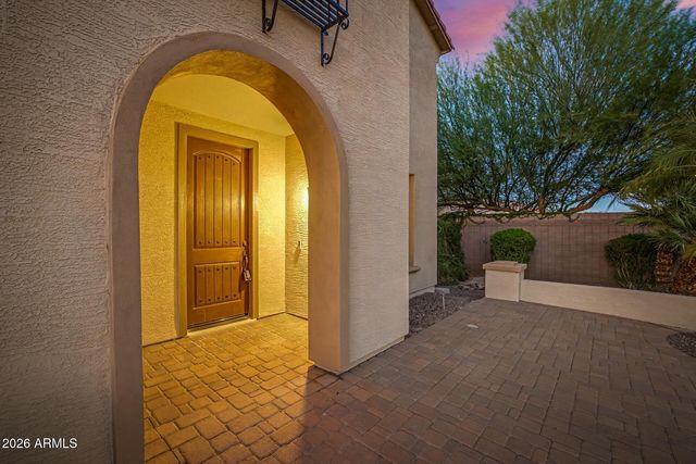 700 W POWELL Way, Chandler, AZ 85248
