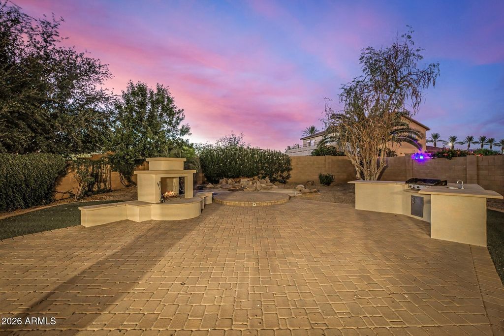700 W POWELL Way, Chandler, AZ 85248 — photo 4