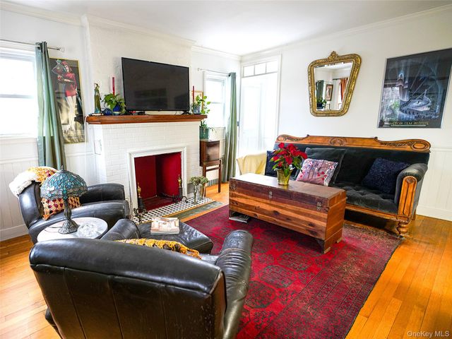 37 Centre Street, Bronx, NY 10464