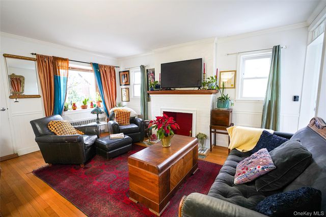 37 Centre Street, Bronx, NY 10464