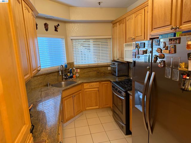 3550 Buttonwood Ter 111, Fremont, CA 94536