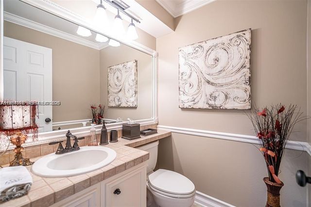 221 Waterside Dr 221, Hypoluxo, FL 33462