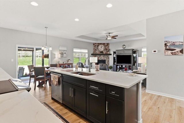 N67W25502 Vail LANE, Sussex, WI 53089
