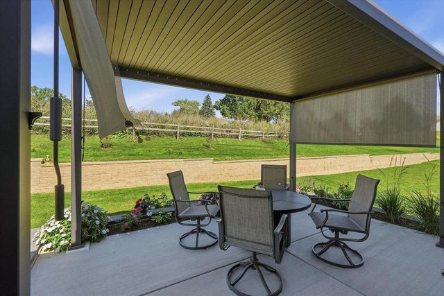N67W25502 Vail LANE, Sussex, WI 53089