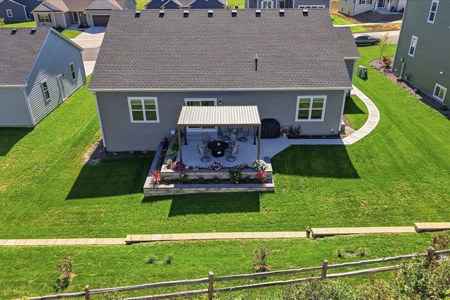 N67W25502 Vail LANE, Sussex, WI 53089