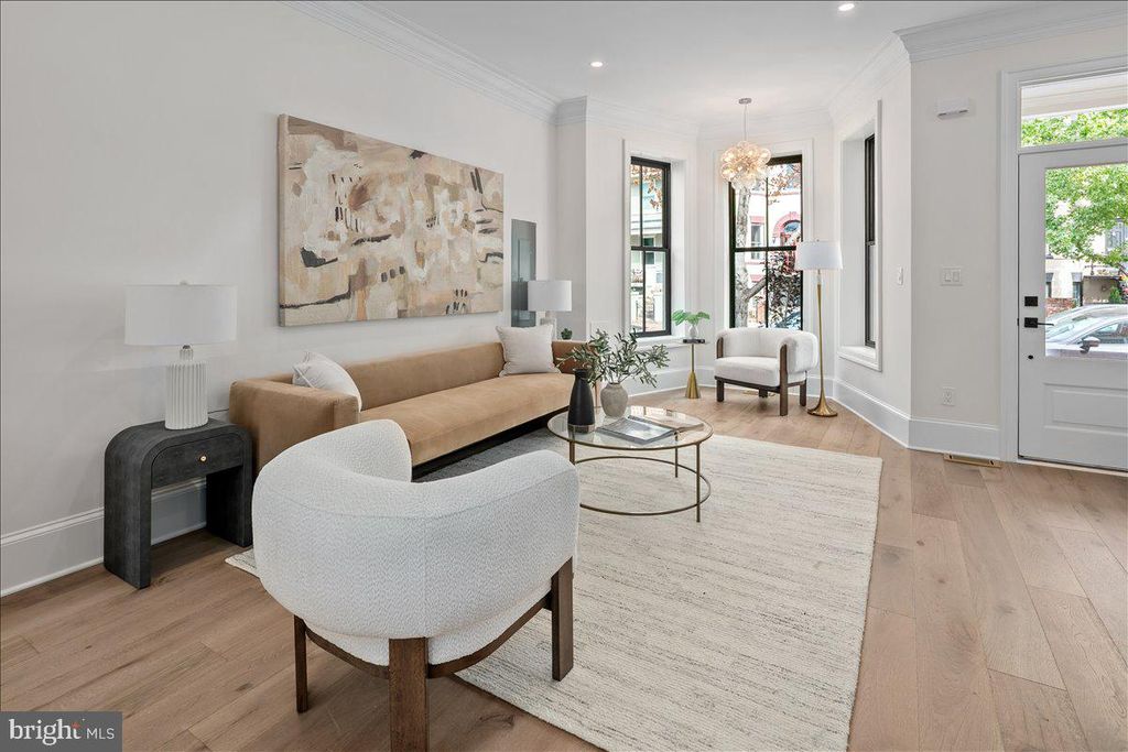 1007 C ST NE, Washington, DC 20002