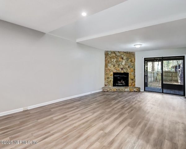 744 PLAINFIELD Avenue, Orange Park, FL 32073