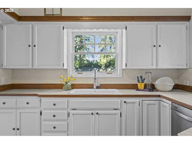 4315 Ne 96TH Ave, Portland, OR 97220