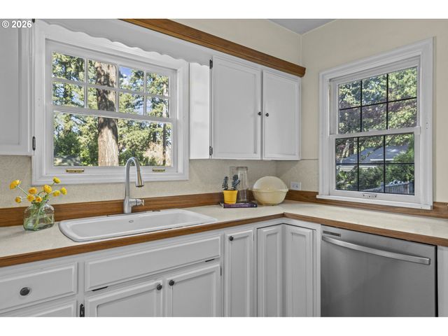 4315 Ne 96TH Ave, Portland, OR 97220