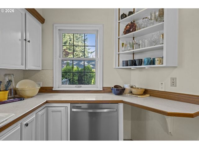 4315 Ne 96TH Ave, Portland, OR 97220