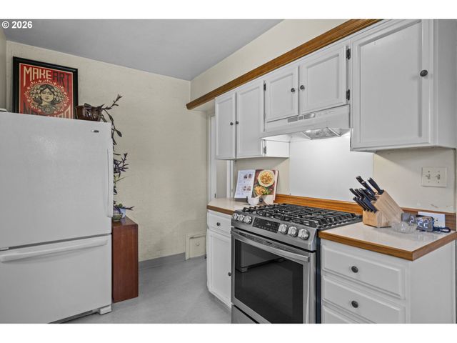 4315 Ne 96TH Ave, Portland, OR 97220