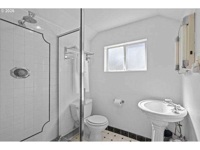 4315 Ne 96TH Ave, Portland, OR 97220