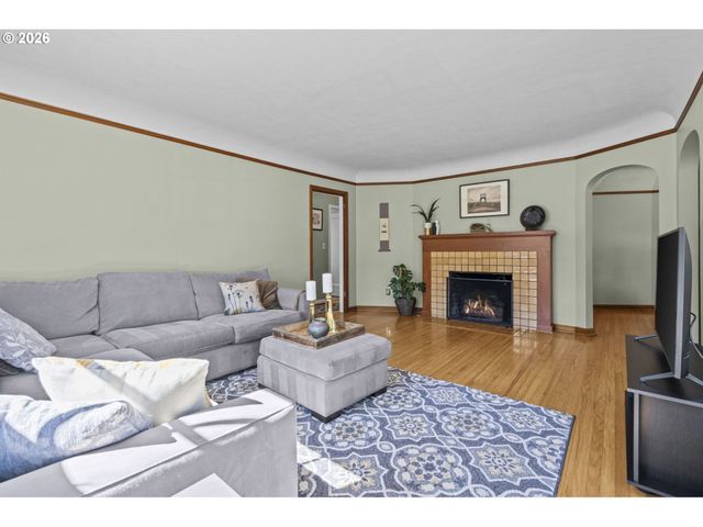 4315 Ne 96TH Ave, Portland, OR 97220