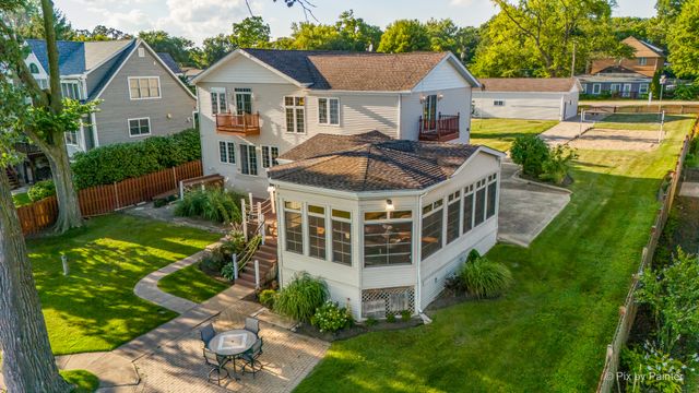 27771 W Lake Shore Drive, Spring Grove, IL 60081