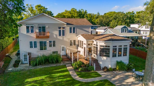 27771 W Lake Shore Drive, Spring Grove, IL 60081