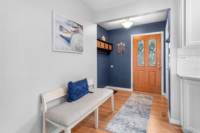 27771 W Lake Shore Drive, Spring Grove, IL 60081