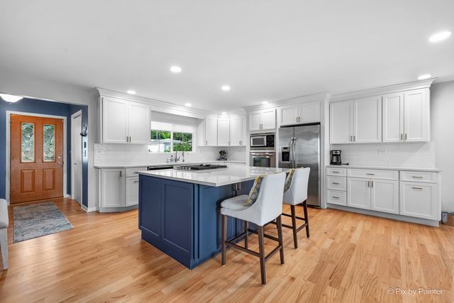 27771 W Lake Shore Drive, Spring Grove, IL 60081