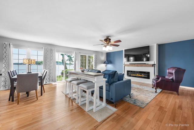 27771 W Lake Shore Drive, Spring Grove, IL 60081