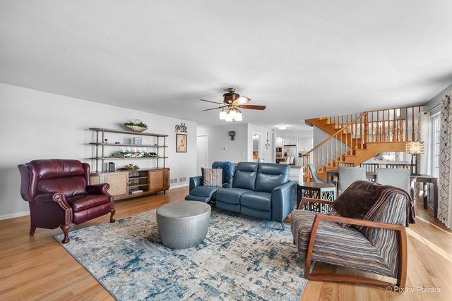 27771 W Lake Shore Drive, Spring Grove, IL 60081