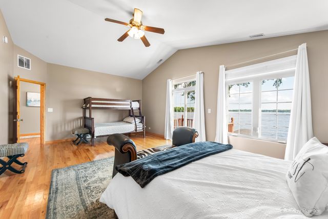 27771 W Lake Shore Drive, Spring Grove, IL 60081