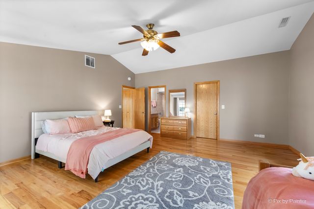 27771 W Lake Shore Drive, Spring Grove, IL 60081