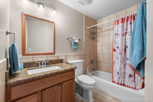 27771 W Lake Shore Drive, Spring Grove, IL 60081