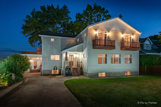 27771 W Lake Shore Drive, Spring Grove, IL 60081