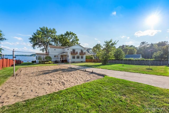 27771 W Lake Shore Drive, Spring Grove, IL 60081