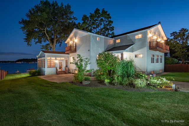 27771 W Lake Shore Drive, Spring Grove, IL 60081