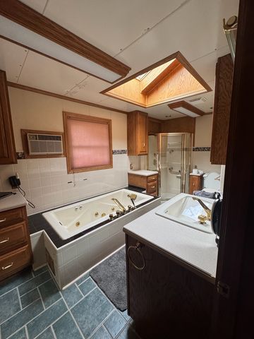 1802 Walnut Circle, Northbrook, IL 60062